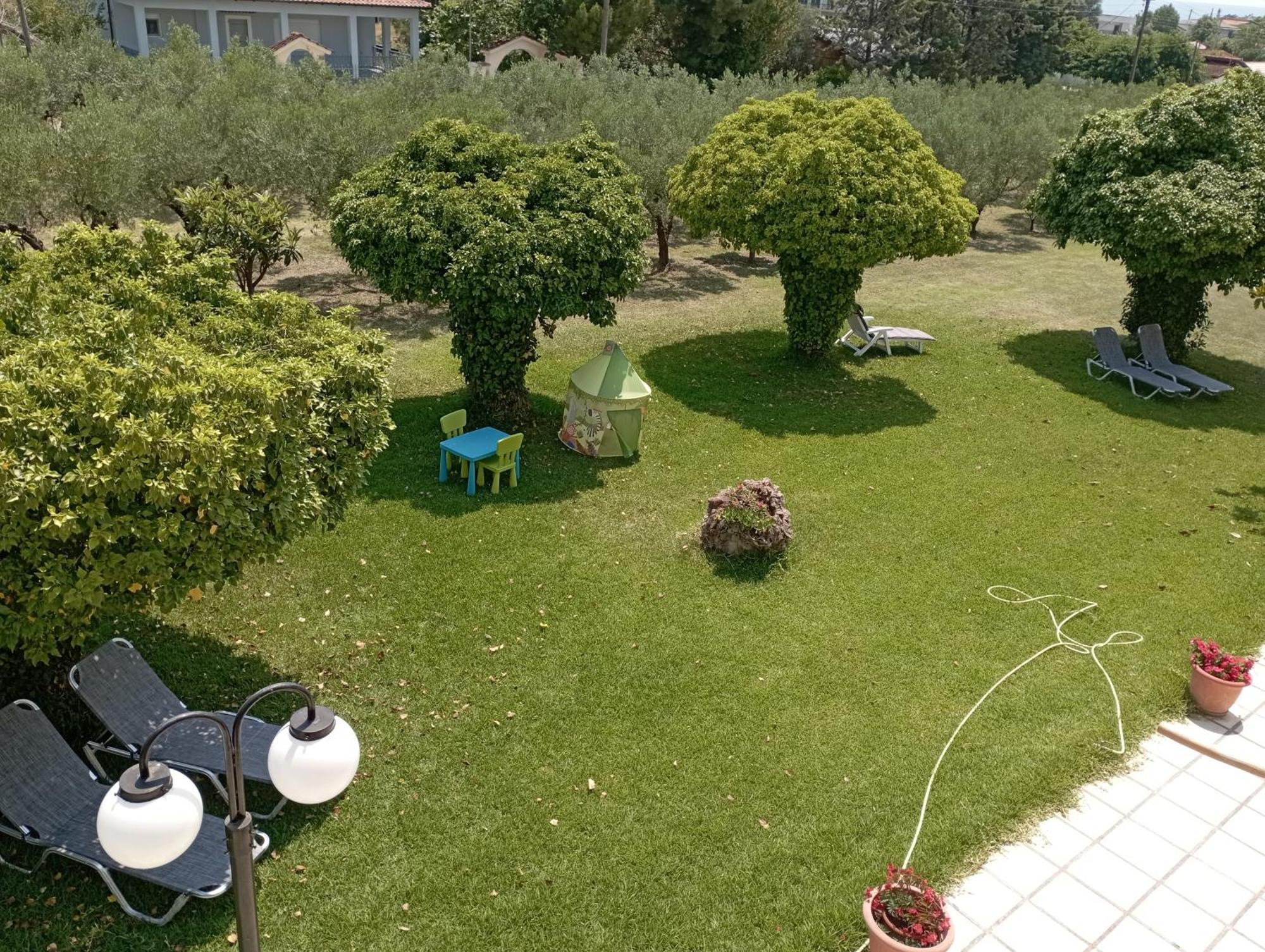 Olive Mare Holidays Nea Iraklia Cameră foto